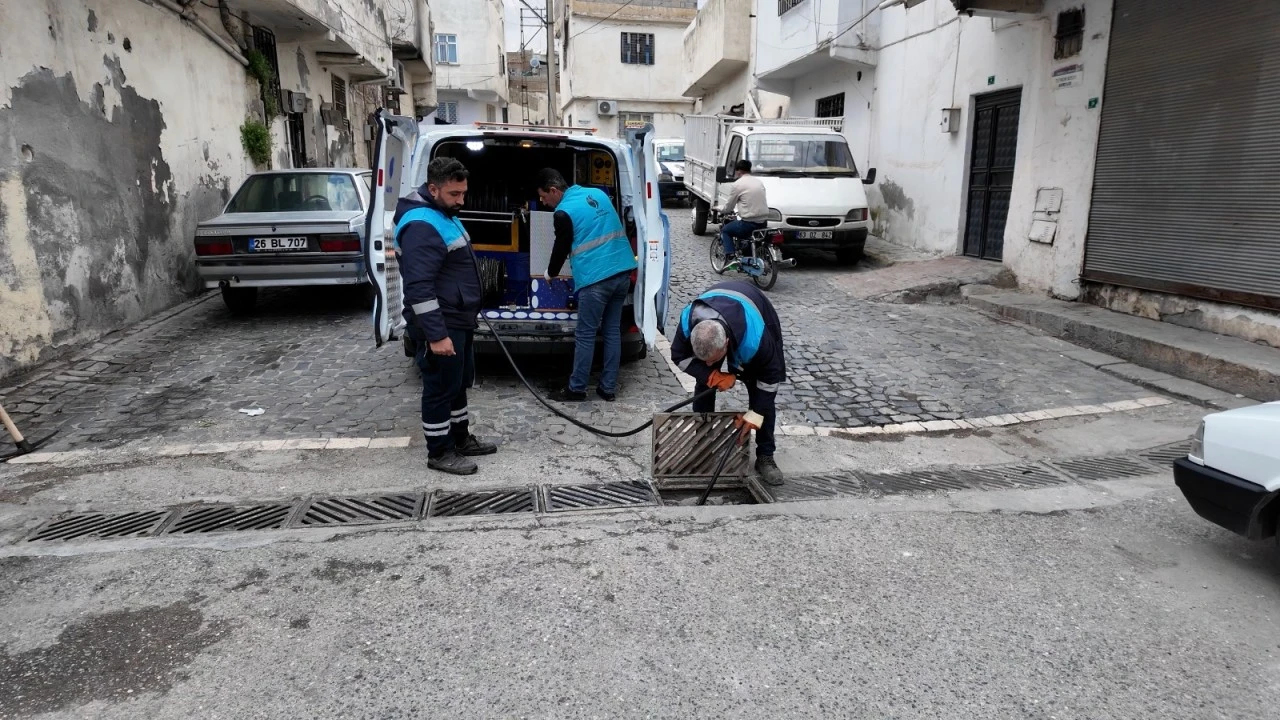 &nbsp;ŞUSKİ filosuna 2 yeni mini vidanj&ouml;r: Dar alanlarda m&uuml;dahale g&uuml;c&uuml; arttı