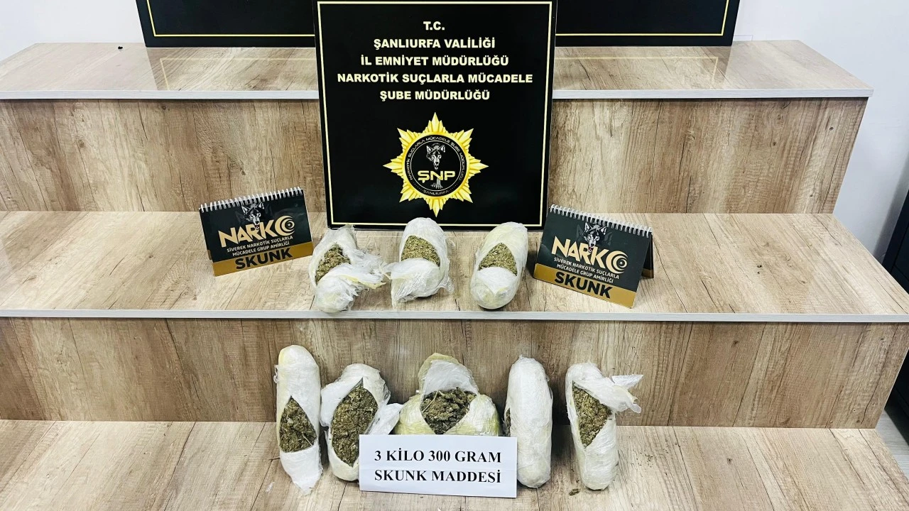 Şanlıurfa&rsquo;da 3 Kilo 300 Gram Skunk Ele Ge&ccedil;irildi