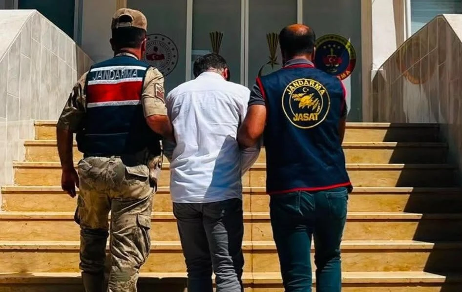 Şanlıurfa'da FET&Ouml; h&uuml;k&uuml;ml&uuml;s&uuml; yakalandı