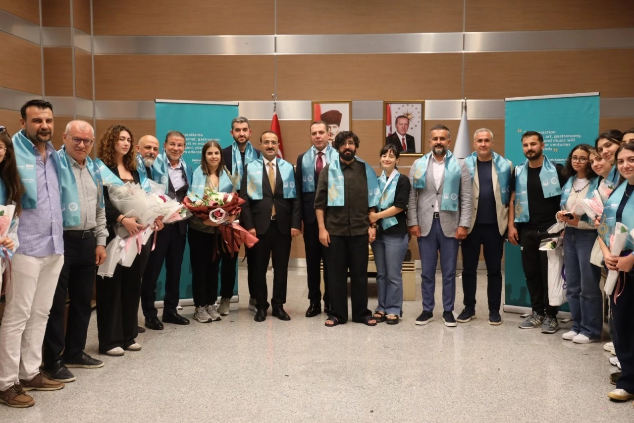 Şanlıurfa&rsquo;nın Vox Humanis Korosu d&uuml;nya şampiyonu olarak yurda d&ouml;nd&uuml;