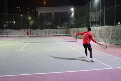 162 Öğretmen Tenis Turnuvasında Buluştu