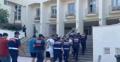 23 İlde G&ouml;&ccedil;men Ka&ccedil;ak&ccedil;ılığı Operasyonu: 48 Organizat&ouml;r Yakalandı