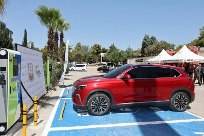 6 Noktada Elektrikli Araç Şarj İstasyonu Hizmete Girdi