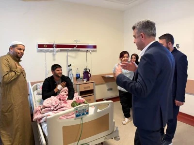 AK Parti İl Başkanı Günbegi’den Hastalara Moral Ziyareti