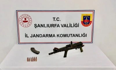 Ak&ccedil;akale&rsquo;de ruhsatsız silah operasyonu: Kalaşnikof ele ge&ccedil;irildi