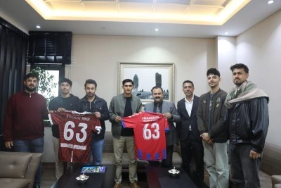 Amedspor Taraftarlarından Başkan İnan&rsquo;a Ziyaret