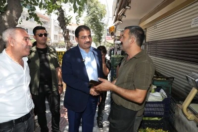 Başkan Canpolat, Devteyşti Mahallesi’nde Esnaf ve Vatandaşlarla Buluştu