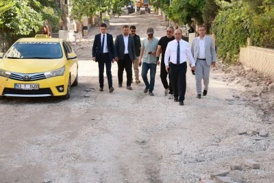 Başkan &Ccedil;ift&ccedil;i Akpıyar&rsquo;daki Yol &Ccedil;alışmalarını İnceledi