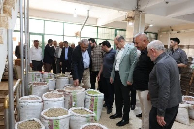 Başkan G&uuml;lpınar, Birecik Fıstık Hali&rsquo;nde İncelemelerde Bulundu