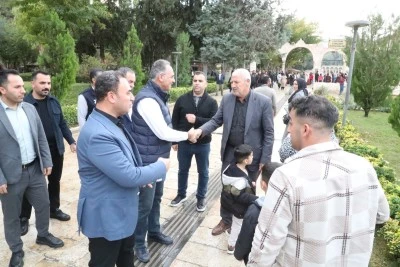 Başkan Kuş, Vatandaş Ve Esnafla Buluşmaya Devam Ediyor