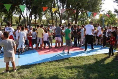 Bozova’da Yaz Festivali Coşkusu: Çocuklar Eğlenceye Doydu