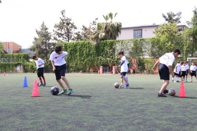B&uuml;y&uuml;kşehir Belediyesi Geleceğin Futbolcularını Yetiştiriyor