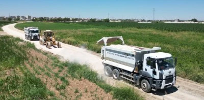Büyükşehir Belediyesi, Suruç’ta 3 Kilometrelik Kırsal Yolu Yeniliyor