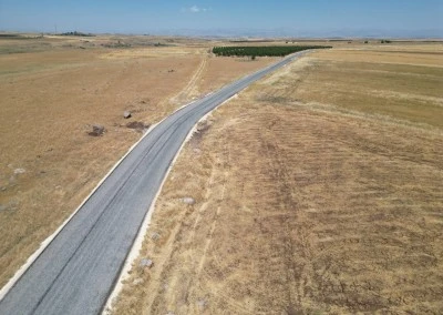 B&uuml;y&uuml;kşehir'den Hilvan Kırsalına 8,5 Kilometrelik Asfalt Hizmeti