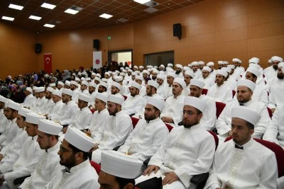 Diyanet Akademisi Şanlıurfa Dini İhtisas Merkezi’nde 145 Aday Din Görevlisi Mezun Oldu