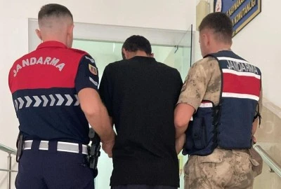 Dolandırıcılık Su&ccedil;undan Aranan H&uuml;k&uuml;ml&uuml; Yakalandı