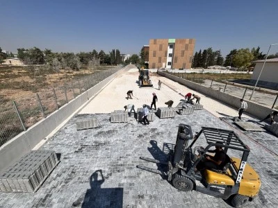 Eyyübiye Belediyesi İlçenin Yol Ağına Yeni Dokunuşlar Yapıyor