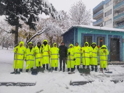 Eyy&uuml;biye Belediyesi Kar Yağışına Hazırlıklı Yakalandı