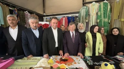 Eyy&uuml;biye&rsquo;de Kadın ve Gen&ccedil;lerin Eserleri Haleplibah&ccedil;e&rsquo;de Sergilendi