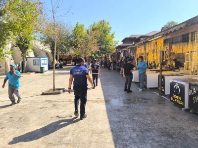 Eyyübiye’de Ruhsatsız Süt İmalathanesine Baskın: 500 Kilo Ürün İmha Edildi