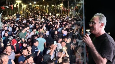 Eyy&uuml;biye Millet Bah&ccedil;esi'nde &ldquo;Sahne Senin&rdquo; Programı Başladı