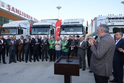 Gazze’ye Gönderilen 4 Tır Yardım Dualarla Yola Çıktı