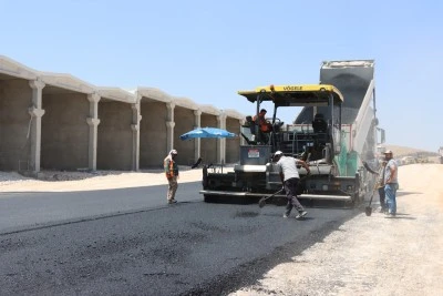 Gıda ve Matbaacılar Sitesi Yolunda Sıcak Asfalt Tamamlandı