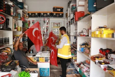   15 Temmuz İçin Haliliye Bayraklarla Donatılıyor