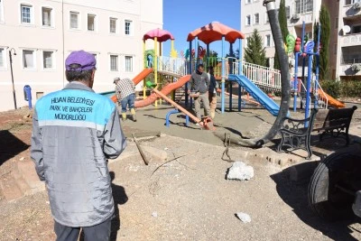  Hilvan Belediyesi’nden Çocuklara Güvenli ve Modern Oyun Alanları