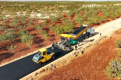 Halfeti–Bozova Grup Yolunda Asfalt Çalışmaları Tüm Hızıyla Sürüyor