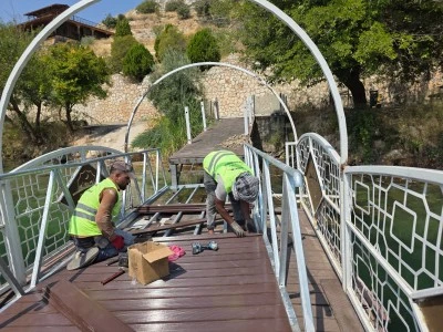 Halfeti&rsquo;de Turizm Sezonu &Ouml;ncesi K&ouml;pr&uuml;lerde Bakım &Ccedil;alışması