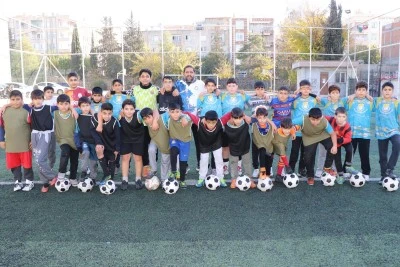 Haliliye Belediyesi Kış Spor Okulları Futbol Kursu Yoğun İlgi G&ouml;r&uuml;yor