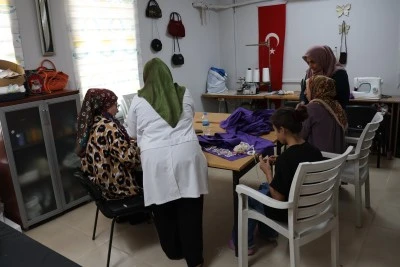 Haliliye'de Kadınlara Eğitim ve &Uuml;retim Desteği S&uuml;r&uuml;yor