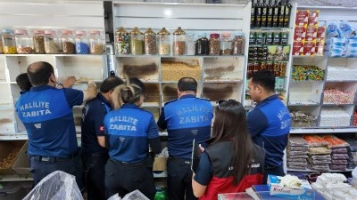 Haliliye’de Tarihi Geçmiş Gıdalara Geçit Yok: 2 Ton Ürün İmha Edildi