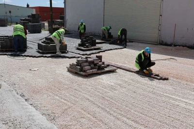 Haliliye&rsquo;de Yol &Ccedil;alışmaları Hız Kesmeden S&uuml;r&uuml;yor