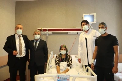 Harran &Uuml;niversitesi Hastanesi&rsquo;nde Başarılı Karaciğer Nakli: Eşinden Aldığı Canla Hayata Tutundu