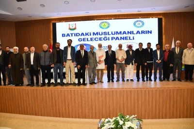 Harran Üniversitesi’nde Batı’da İslam’ın geleceği konuşuldu