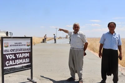 Hilvan, Siverek ve Haliliye'yi birbirine bağlayan yolda &ccedil;alışmalar s&uuml;r&uuml;yor