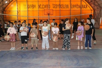 Karak&ouml;pr&uuml; Belediyesi 7-14 Yaş Grubunu Sporla Buluşturuyor