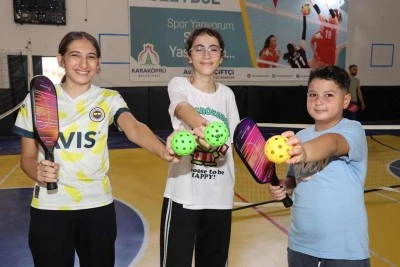Karaköprü Belediyesi’nden Çocuklara Ücretsiz Pickleball Kursu