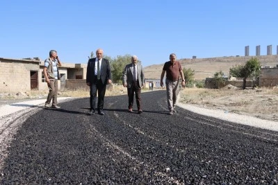 Karaköprü Belediyesi’nden Kırsal Mahallelere Kış Öncesi Yol Çalışması