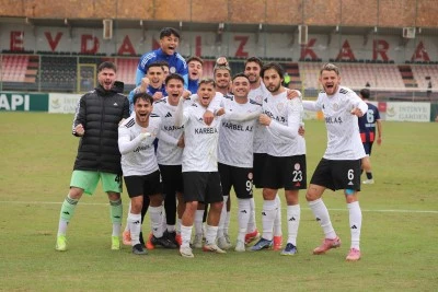 Karak&ouml;pr&uuml; Belediyespor İlk Yarıyı İkinci Sırada Tamamladı