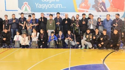 Karak&ouml;pr&uuml;&rsquo;de &Ouml;d&uuml;ll&uuml; Masa Tenisi Turnuvası Final Heyecanına Sahne Oldu