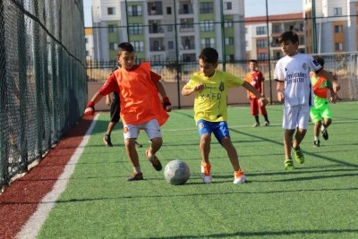 Karak&ouml;pr&uuml;&rsquo;de Spora B&uuml;y&uuml;k İlgi: 25 Bin Vatandaş Spor Merkezlerinden Yararlanıyor