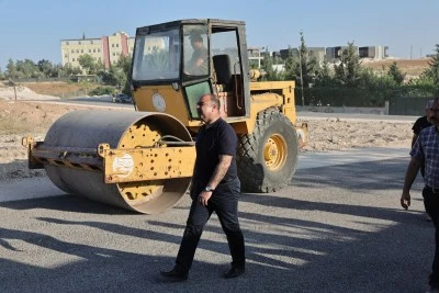 Karaköprü’de Yeni Yollar Asfaltla Buluşuyor