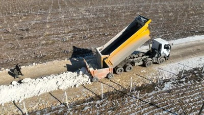 Karak&ouml;pr&uuml; Kırsalında 15 Kilometrelik Grup Yolu Asfaltlanıyor