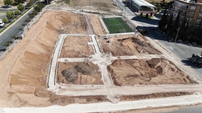 Karaköprü’ye Yeni Parklar ve Semt Sahaları Kazandırılıyor