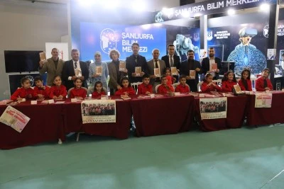 “Küçük Yazarlar” Projesi Kitap Fuarında Okurlarla Buluştu