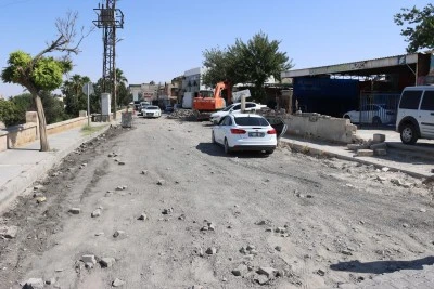 Kule Caddesi’nde Asfalt Öncesi Söküm Başladı
