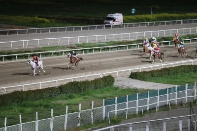 Kurtuluş Koşusu&rsquo;nda B&uuml;y&uuml;k Heyecan: Birincilik &ldquo;Anadolu G&uuml;c&uuml;&rdquo;n&uuml;n